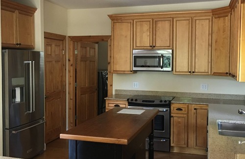 Serenity Bay Casa | Waterfront Home 15 millas de Clemson!