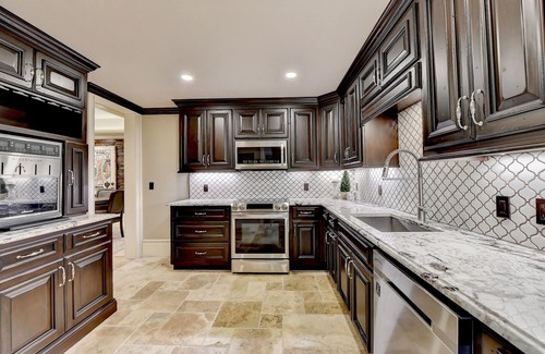 Buford Casa | Lake Lanier Luxury 5 Bedroom Waterfront Home with Spectacular Views Buford, GA