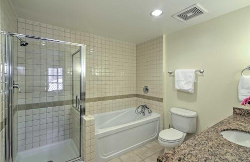 Lake Las Vegas Apartamento | Lake Las Vegas Condo with Balcony, Resort Amenities!