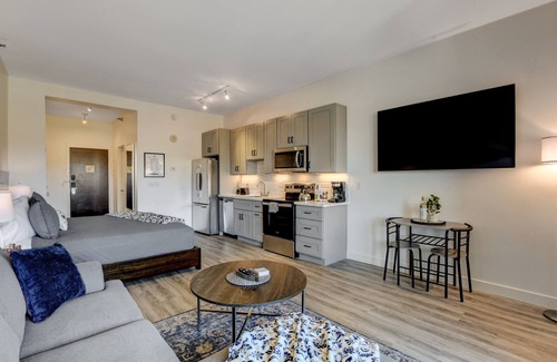 Lake Las Vegas Condominio | Lake Las Vegas Studio with Serene Views