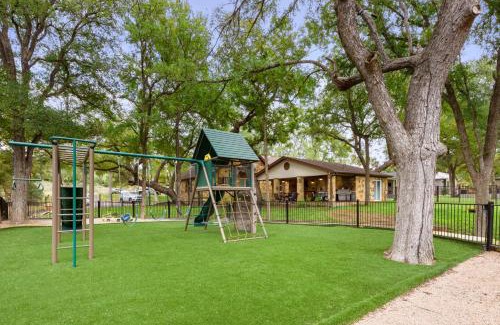 Horseshoe Bay Casa | Lake LBJ 4BR Home w/Boat Deck, Huge Yard