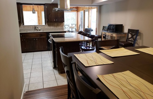 Deatsville Casa | LAKE LIFE AT ITS BEST FOR YOUR GET AWAY