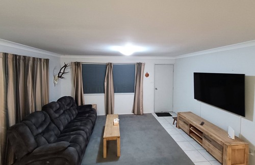 Termeil Casa | Lake life @ lyra Pet friendly, Home away from home Cosy with everything needed