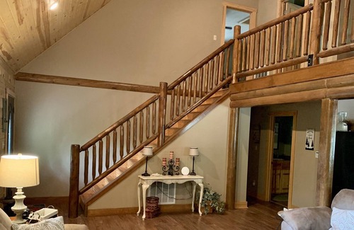 Edgemont Cabina | Lake Log Cabin - right on Greers Ferry lake