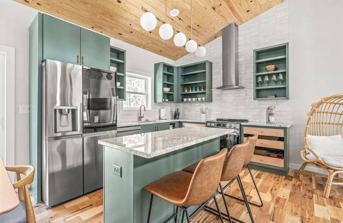 Lake Lure Cabina | Lake Lure with Hot Tub!