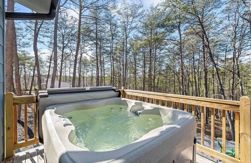 Lake Lure Cabina | Lake Lure with Hot Tub!