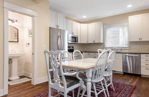 Macatawa Casa | Lake Michigan Beach Cottage!