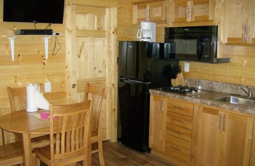 Nicolaus Complejo | Lake Minden Camping Resort Cottage 2