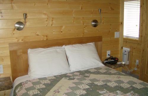 Nicolaus Complejo | Lake Minden Camping Resort Cottage 2
