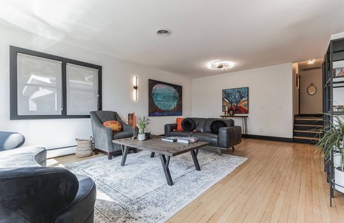 Monona Casa | Lake Monona Hideaway