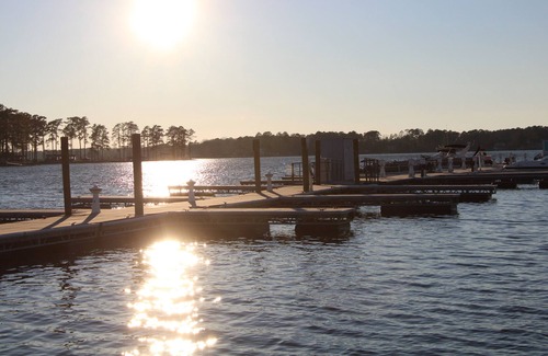 Lake Murray of Richland Alquiler De Eote | Lake Murray Luxury Yacht Staycation