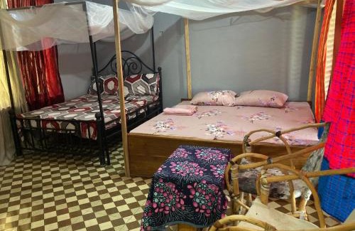 Lake Natron Cama Y Desayuno | Lake Natron Maasai Guesthouse