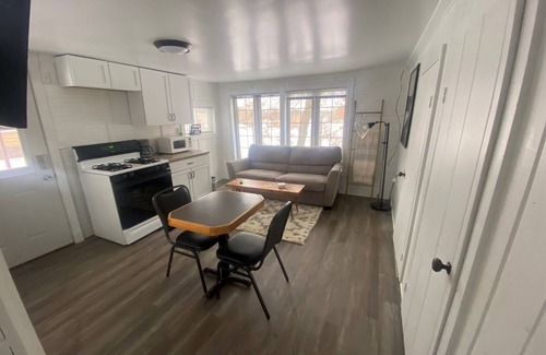 Tomahawk Casa | Lake Nokomis 2BD/1Bath Lakeside Cabin - Cabin #1