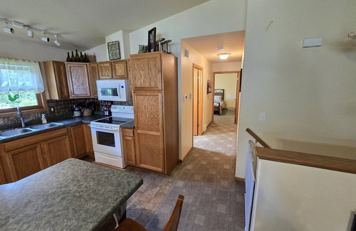Tomahawk Cabaña | Lake Nokomis Cabin-Wheelchair Accessible-Fire Pit