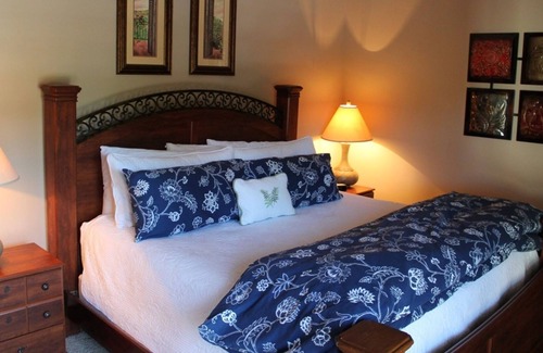 Lake Oconee Villa | Lake Oconee - Suite grande de 1 dormitorio / 1 baño dentro de Cuscowilla