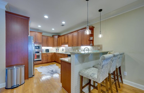 Lake Oconee Casa | Lake Oconee Abode w/ Patio, Grill & Fire Pit Table