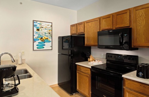 Osage Beach Complejo | Lago de los Ozarks: 3BR Condo en Lakeside Resort w / WiFi, piscina y Deportes Acuáticos