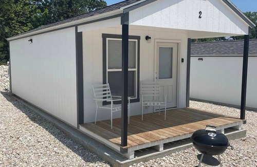 Rocky Mount Cabina | Lake of the Ozarks North Shore Cabin on the quiet side of lake.