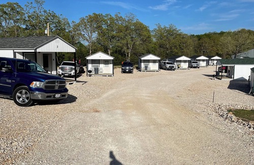 Rocky Mount Cabina | Lake of the Ozarks North Shore Cabin on the quiet side of lake.