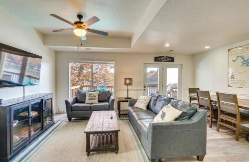 Lake Ozark Casa | Lake of the Ozarks Vacation Rental Boat DockandSlip