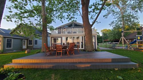 Bremen Casa | Lake Of The Woods Sunset Shore
