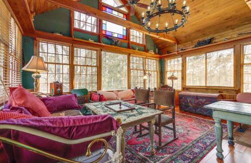 Stockholm Apartamento | Lake Pepin Getaway with Pond, Walk to Restaurants!