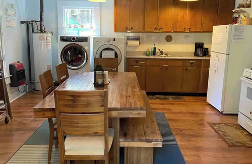 Potter Valley Cabina | Lake Pillsbury/ Hull Mt. Cabin 1Br/1Ba Great View!