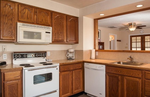 Neotsu Casa | Lake Point Hideaway