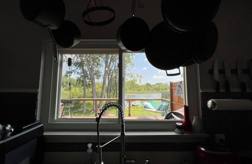 Waterford Casa | Lake rental will make you feel like you are up north