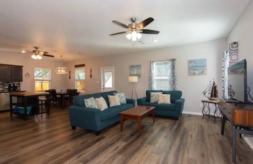 Belton Casa | Lake Ridge Oasis