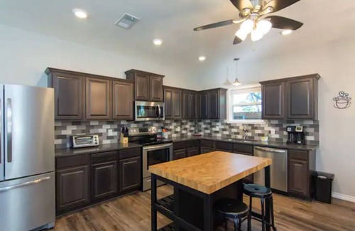 Belton Casa | Lake Ridge Oasis
