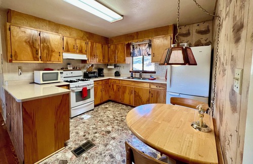 San Lorenzo Cabina | Lake Roberts Cabin in the Pines
