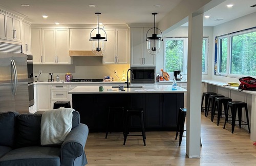 Rosseau Casa | Lake Rosseau 235 ft private waterfront