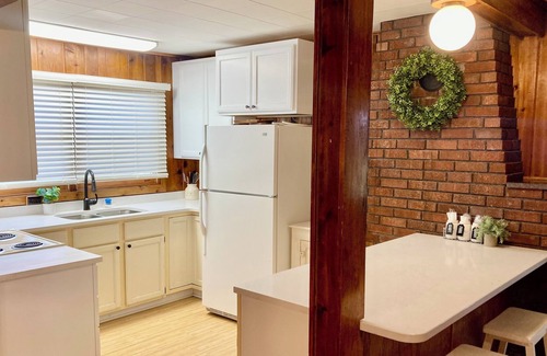 Detroit Lakes Cabina | Lake Sallie Cabin - Lakefront