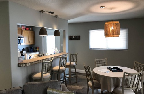 Montverde Casa | Lake serenity and natural beauty near Orlando
