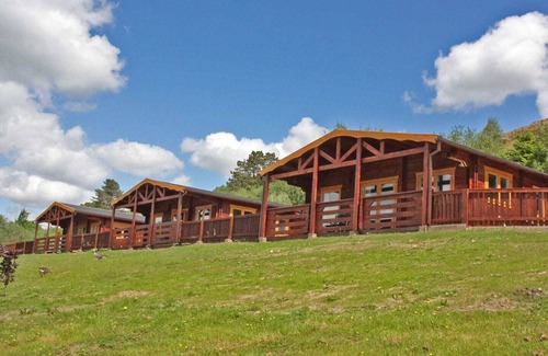 Pontardulais Cabaña | 2 bedroom accommodation in Pontardulais, Swansea