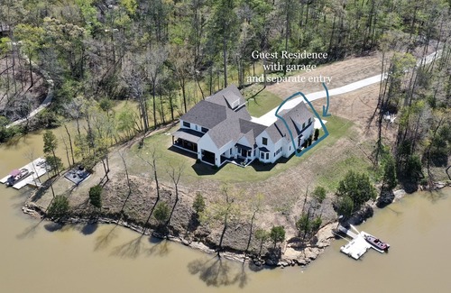 Northport Casa | Lake Side Luxurious Guest Suite: Founder’s Pointe at Lake Tuscaloosa