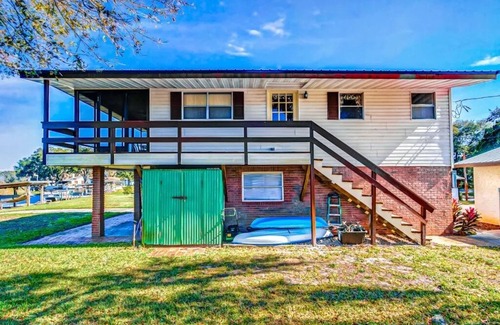 Inverness Condominio | Lake Side Retreat