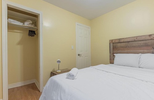 Alcona Casa | Lake Simcoe waterfront cottage