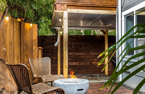 West Lake Stevens Apartamento | Lake Stevens private Casita with hot tub access