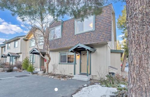 Lake Forest Casa | Lake Tahoe Getaway Close to Beach & Ski Slopes