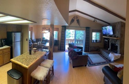 Incline Village Cabina | Impresionante Tahoe Mountain Home con jacuzzi y sauna OFERTA ESPECIAL DE TEMPORADA