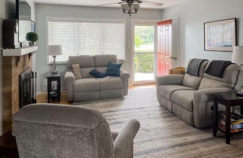 Dandridge Casa | Lake Time Retreat