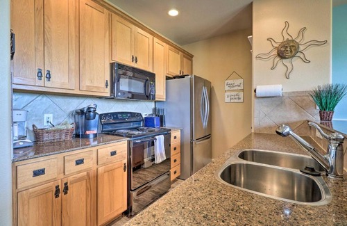 Jonestown Apartamento | Lake Travis Condo with Resort Amenity Access!