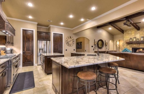 Highland Lake Estates Casa | Lake Travis DeepWaterfront Home: Views, Pool, Dock, Outdoor Kitchen, OpenAir Bar