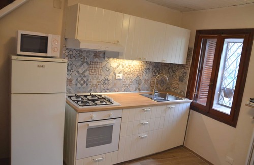 Castel di Tora Apartamento | LAKE VIEW HOUSE - PERFECTO PARA LA RELAJACIÓN!