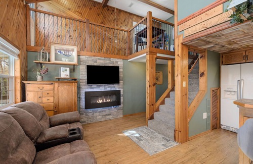 Lampe Chalet De Esquí | Lake View 3 decks, Table Rock Shoreline Community