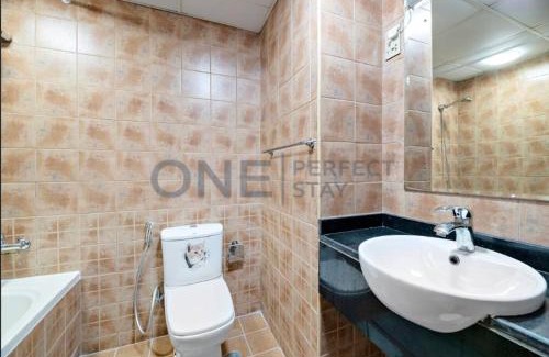 Dubai Production City Apartamento | Lake View All Bills Included Fully furnished