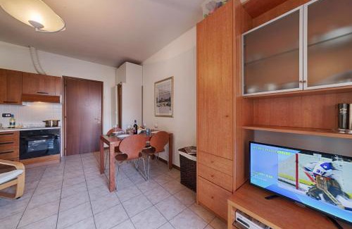 Acquaseria Apartamento | Lake View Apartment Studio Vacation Station