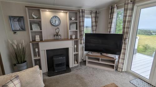 Longridge Otro | Lake View - Beacon Fell View Holiday Park